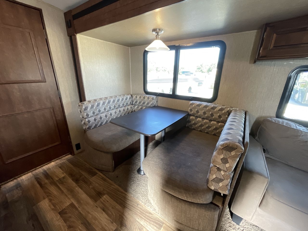 2018 KEYSTONE RV OUTBACK 325BH
