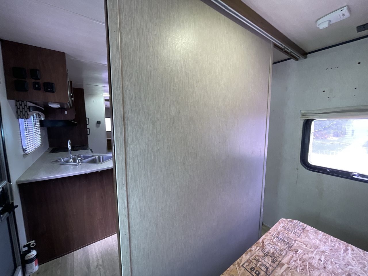 2018 HEARTLAND PROWLER 32LX