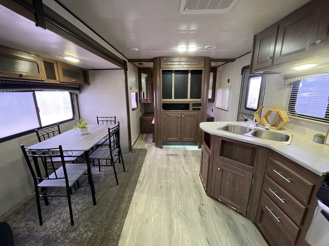 2018 HEARTLAND PROWLER 32LX