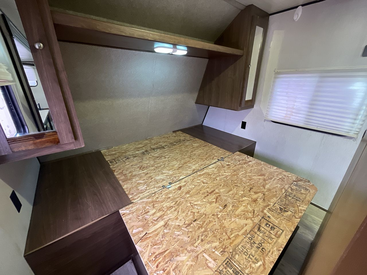 2018 HEARTLAND PROWLER 32LX