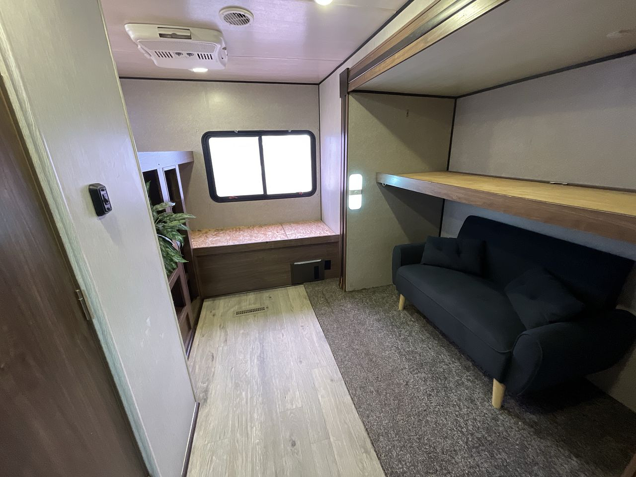 2018 HEARTLAND PROWLER 32LX