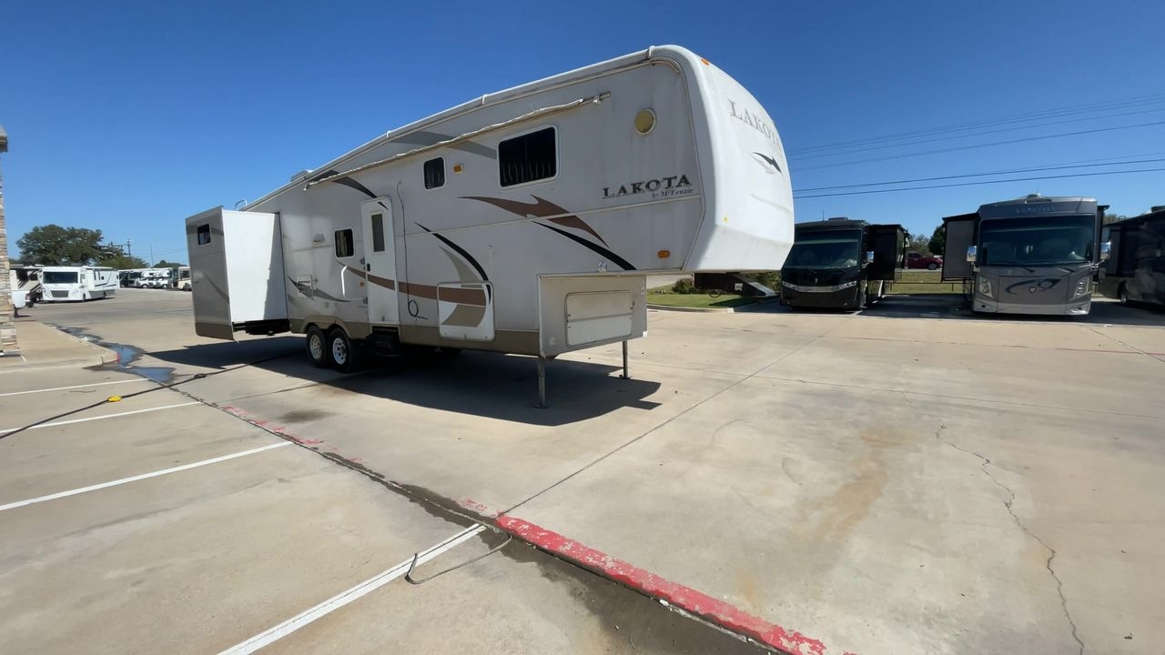 2008 MCKENZIE LAKOTA 34BHT
