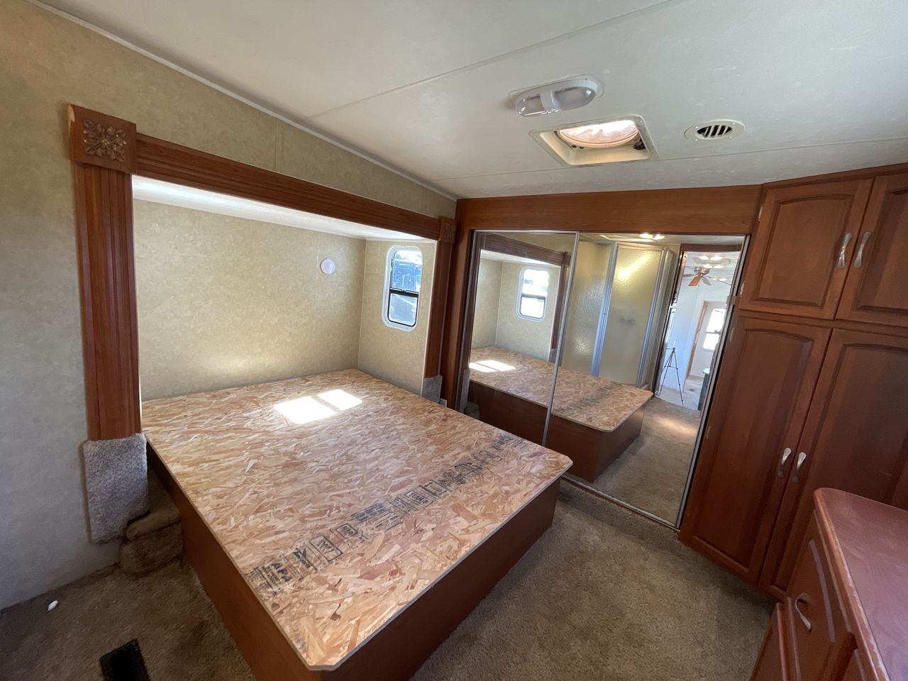 2008 MCKENZIE LAKOTA 34BHT