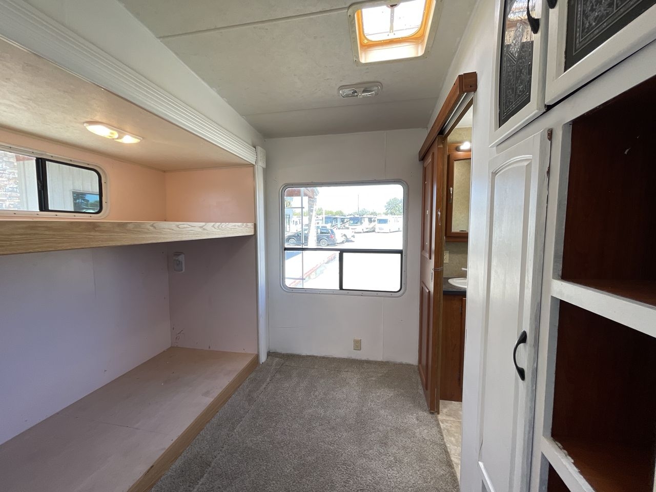 2008 MCKENZIE LAKOTA 34BHT