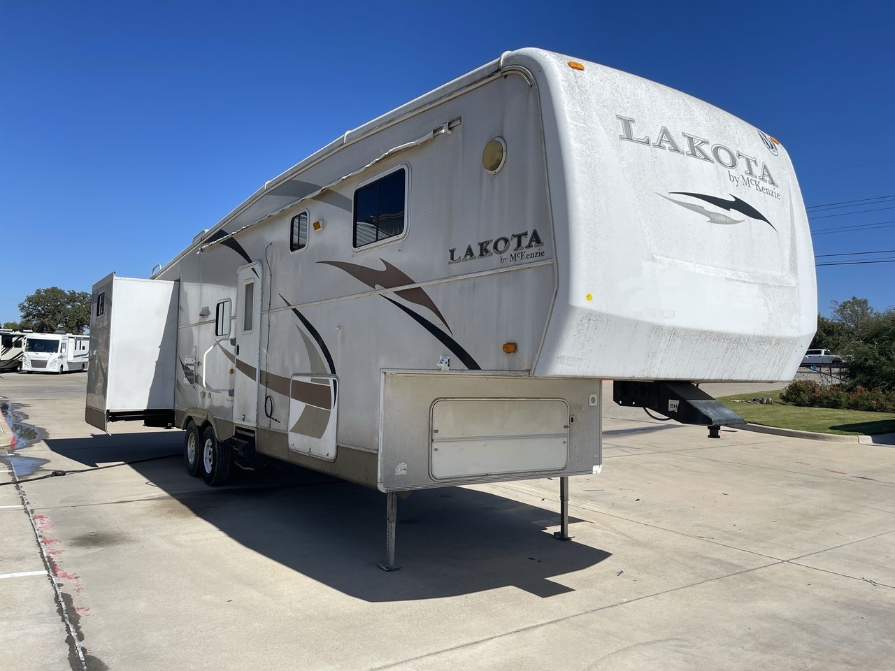 2008 MCKENZIE LAKOTA 34BHT
