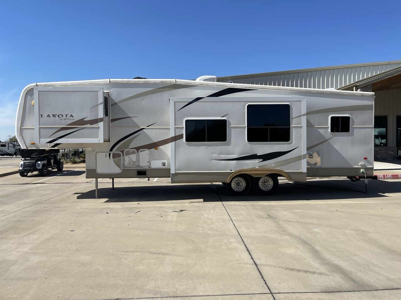 2008 MCKENZIE LAKOTA 34BHT