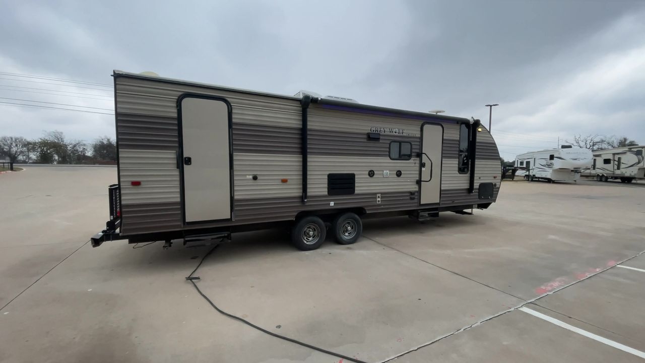 2017 FOREST RIVER CHEROKEE GRAY WOLF 2