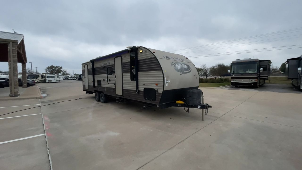 2017 FOREST RIVER CHEROKEE GRAY WOLF 2