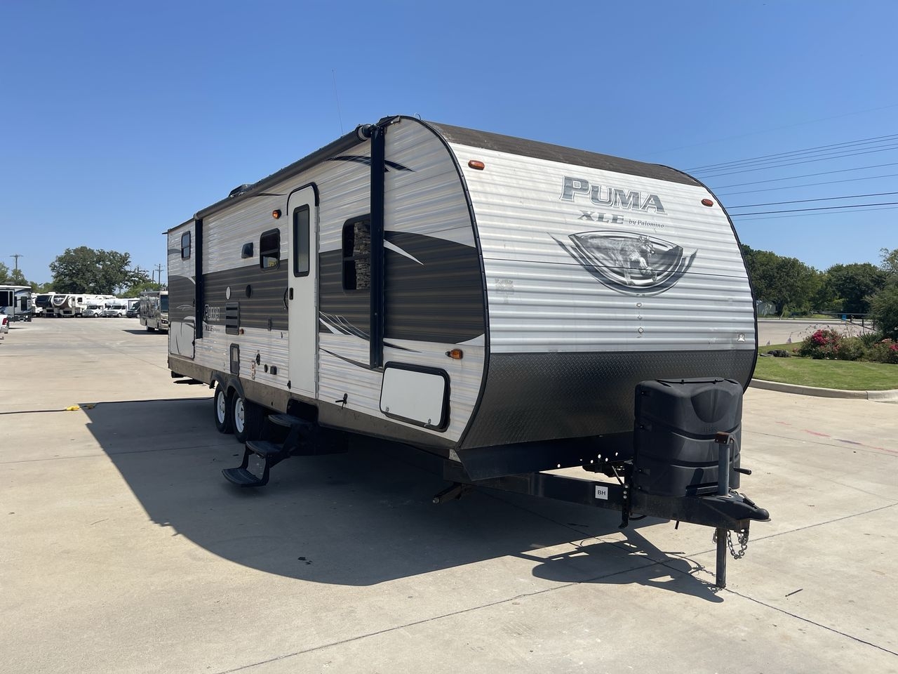 2016 PALOMINO PUMA 30DBSC