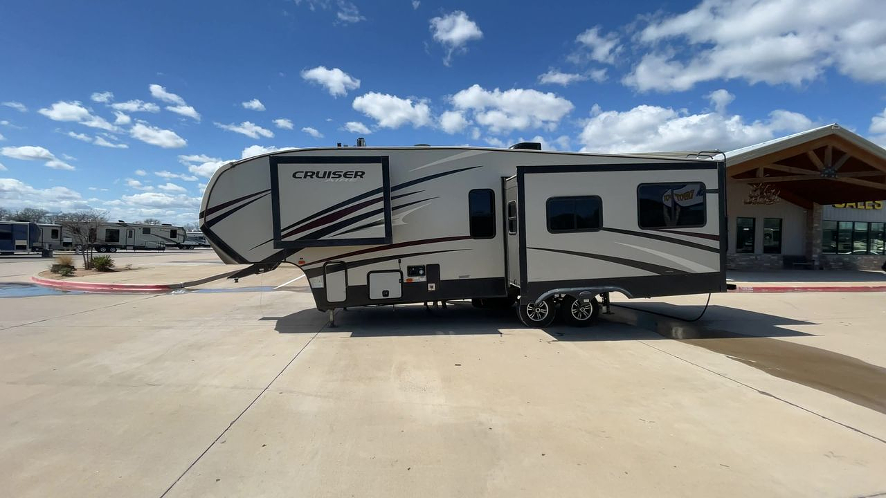 2018 CROSSROADS RV CRUISER AIRE 28RD