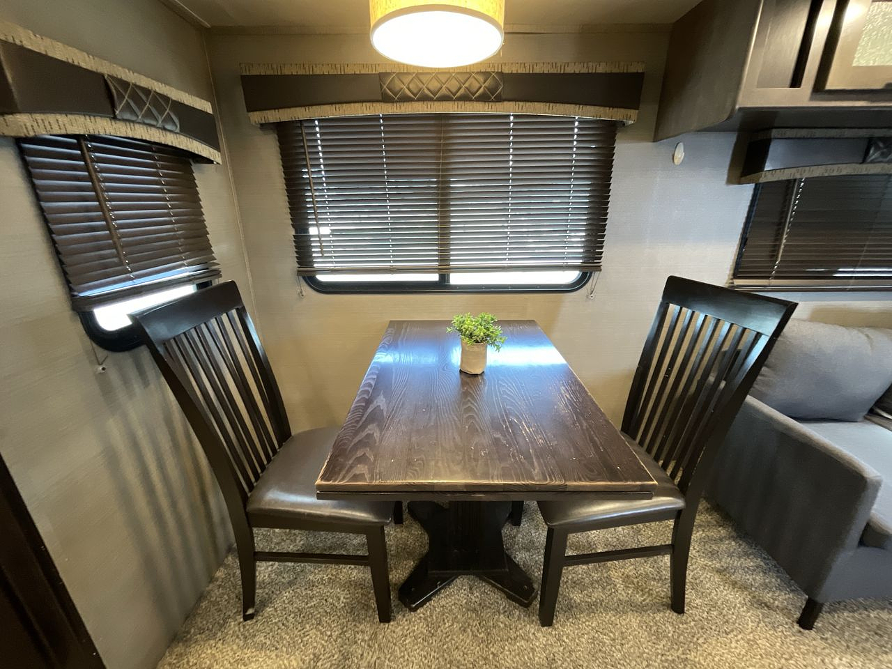 2018 CROSSROADS RV CRUISER AIRE 28RD