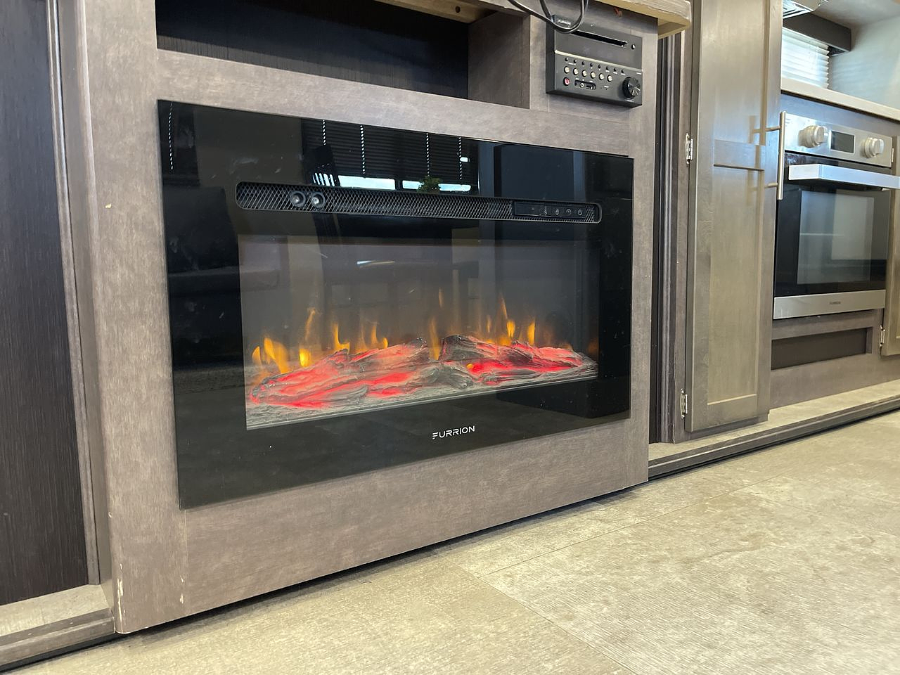 2018 CROSSROADS RV CRUISER AIRE 28RD