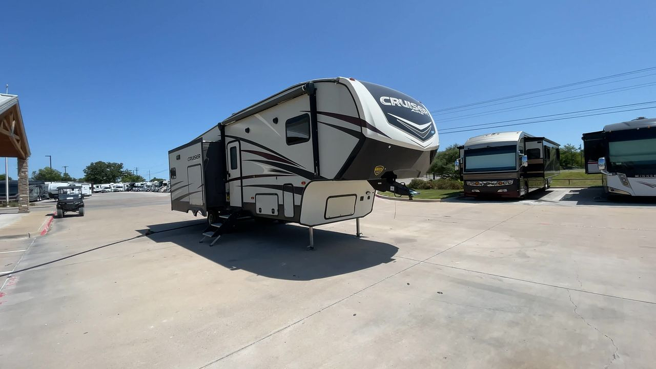 2018 CROSSROADS RV CRUISER AIRE 28RD