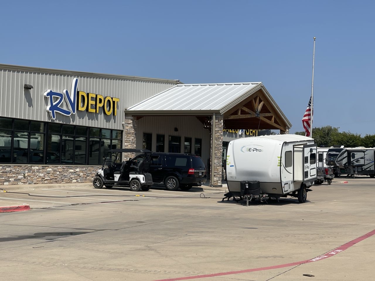 2019 FOREST RIVER FLAGSTAFF E-PRO 16BH