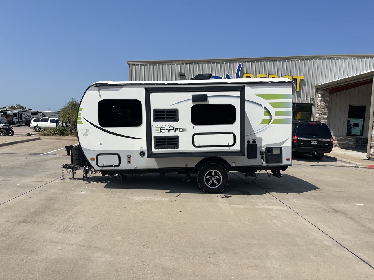 2019 FOREST RIVER FLAGSTAFF E-PRO 16BH