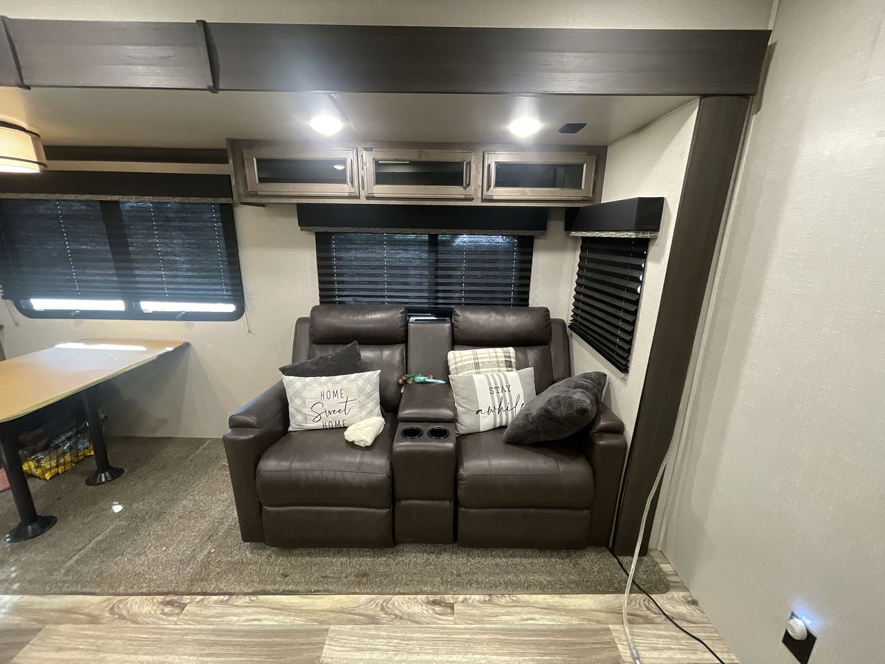 2021 KZ RV SPORTTREK 343VIB