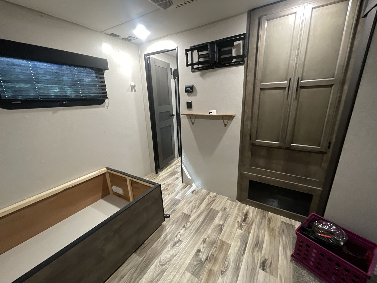 2021 KZ RV SPORTTREK 343VIB