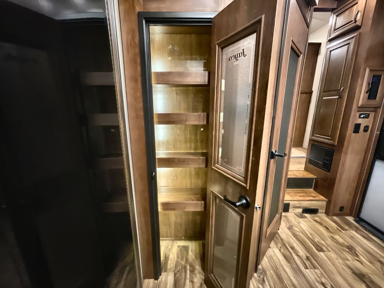 2016 JAYCO PINNACLE 37