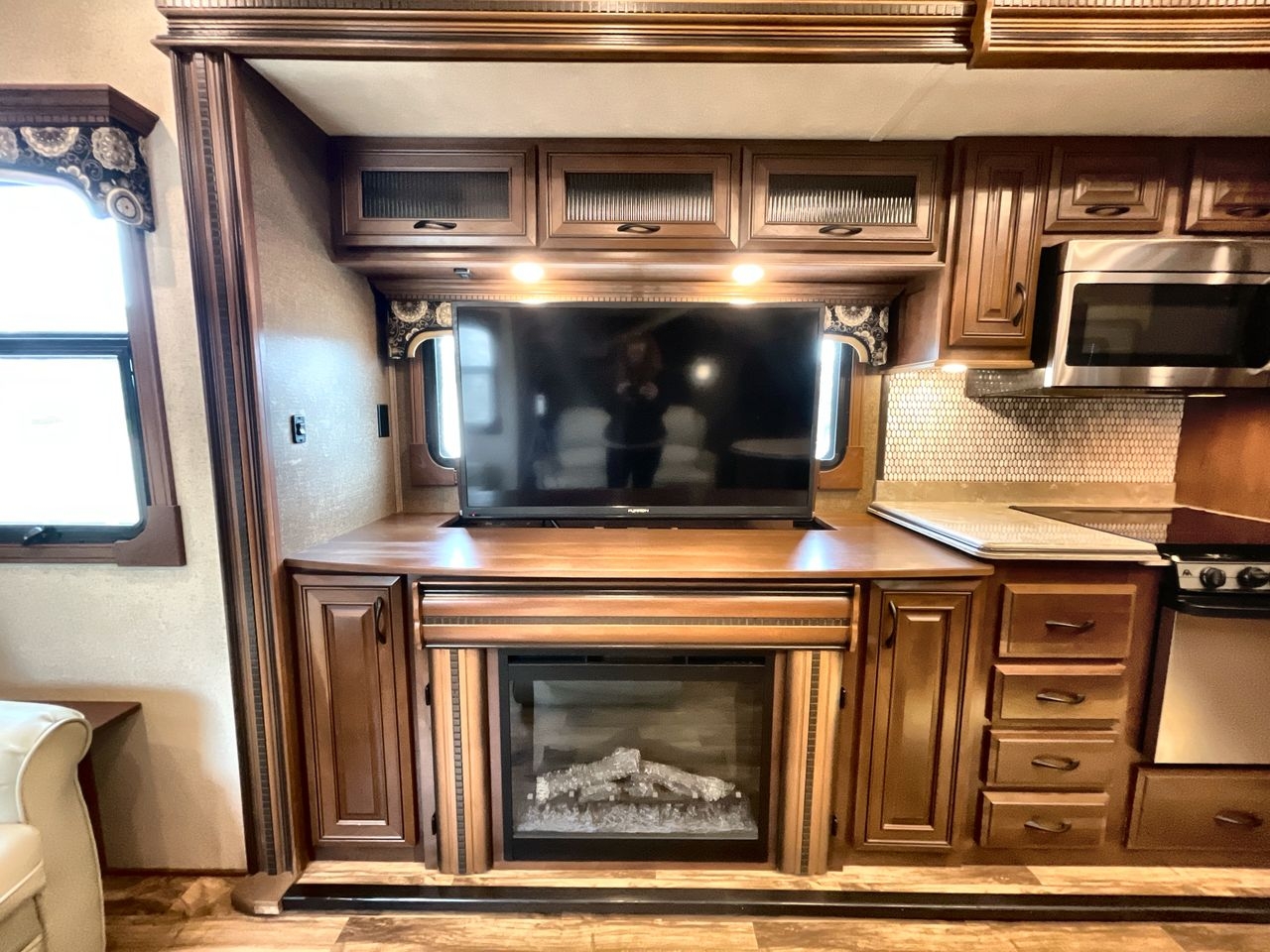 2016 JAYCO PINNACLE 37