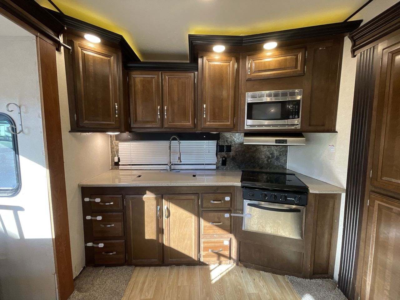 2018 FOREST RIVER SALEM HEMISPHERE 346