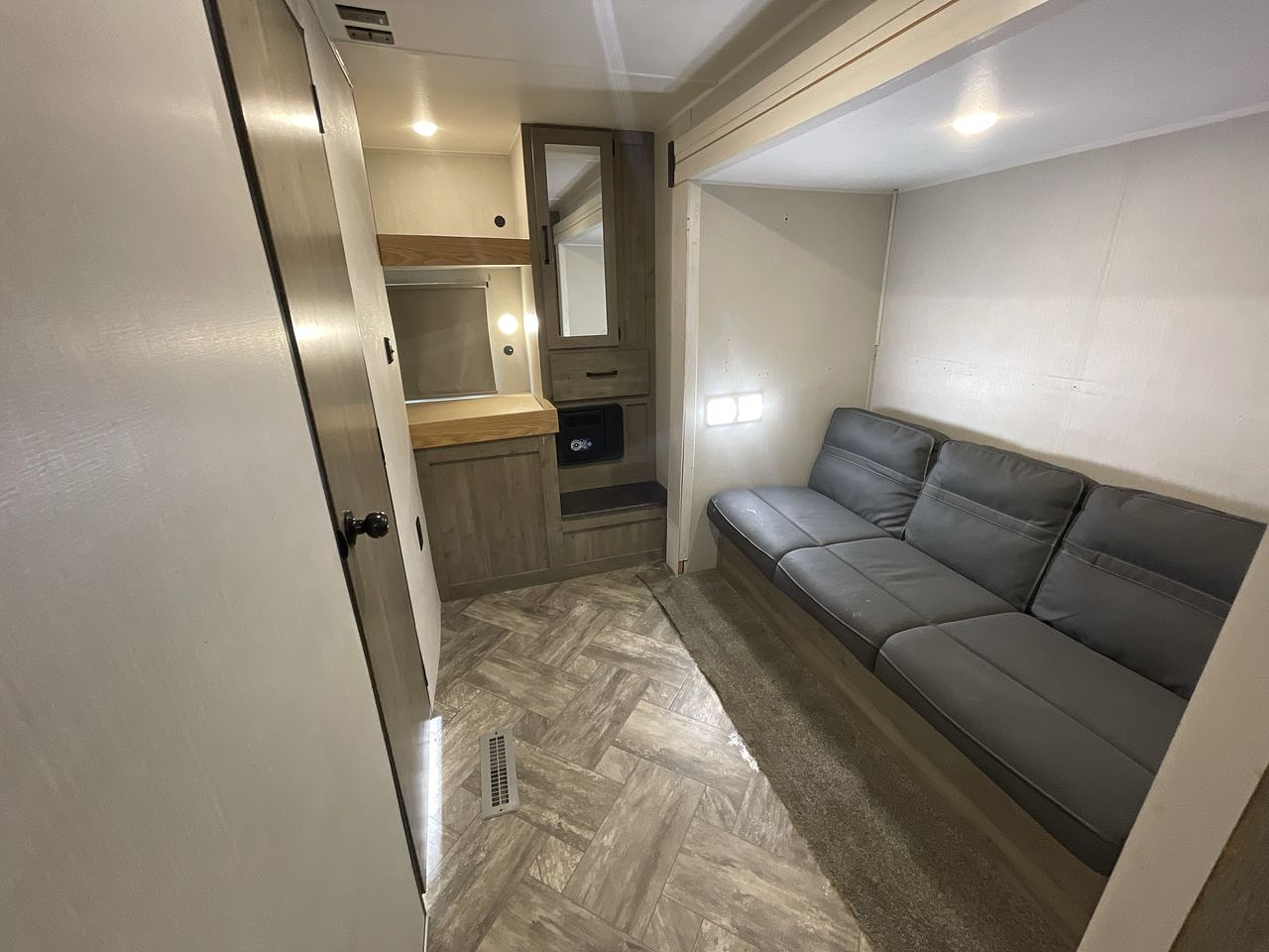 2023 FOREST RIVER PUMA 32BH2B