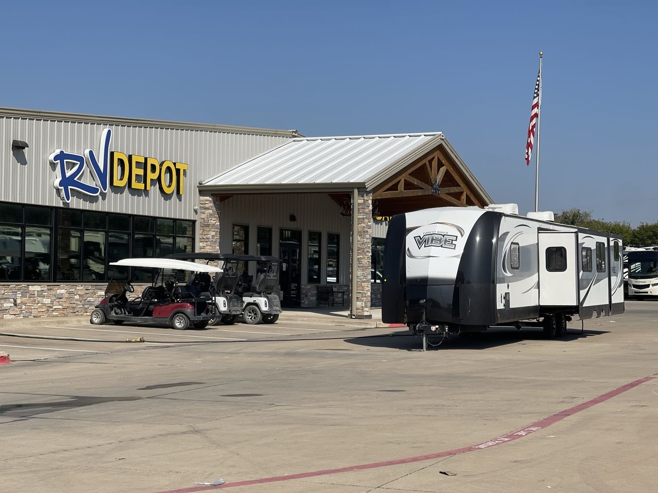 2018 FOREST RIVER VIBE 313BHS