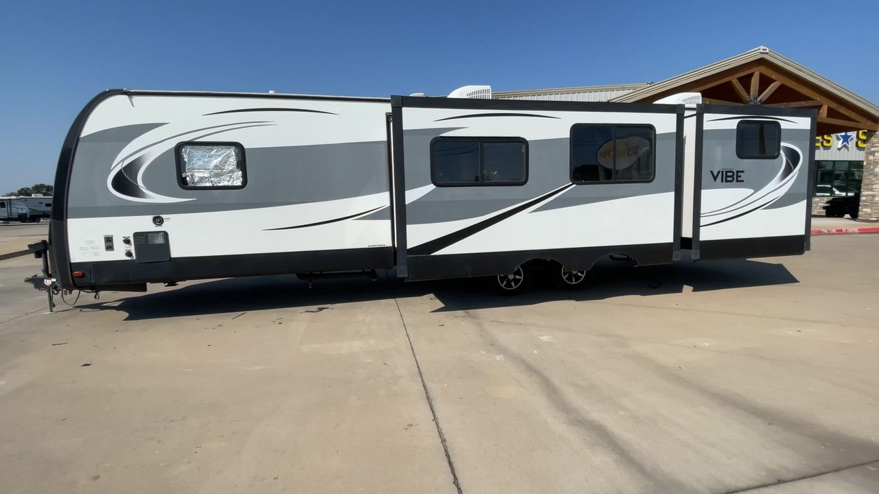 2018 FOREST RIVER VIBE 313BHS