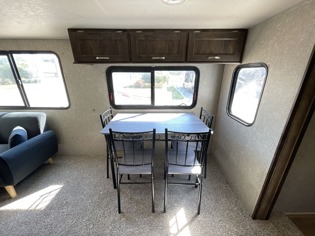 2018 FOREST RIVER VIBE 313BHS