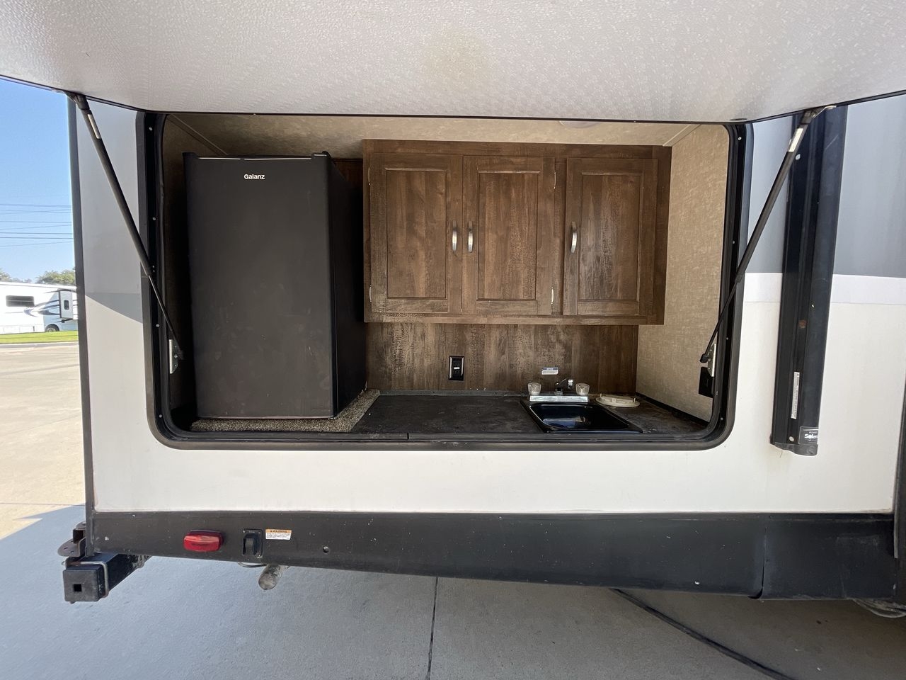 2018 FOREST RIVER VIBE 313BHS