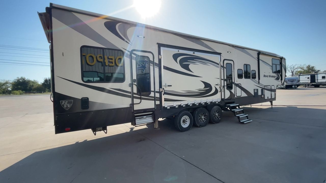 2017 HEARTLAND ROAD WARRIOR 427