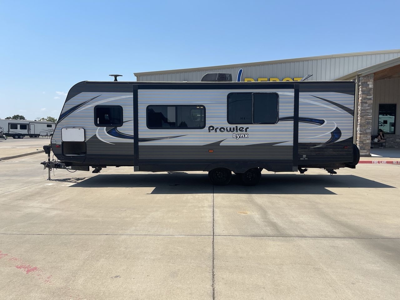 2018 PROWLER 272LX