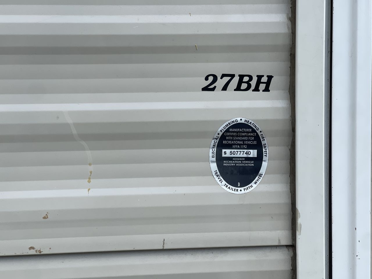 2019 FOREST RIVER SHASTA 27BH