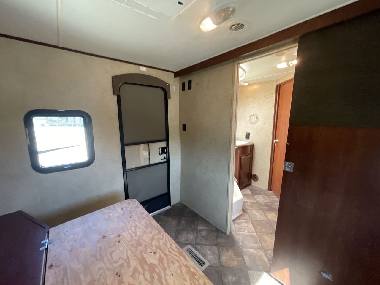 2014 EVERGREEN I GO 281RLDS