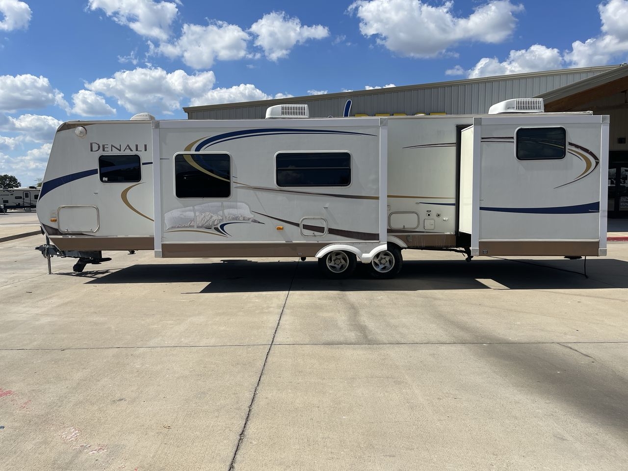 2009 DUTCHMEN DENALI 312BH-DSL