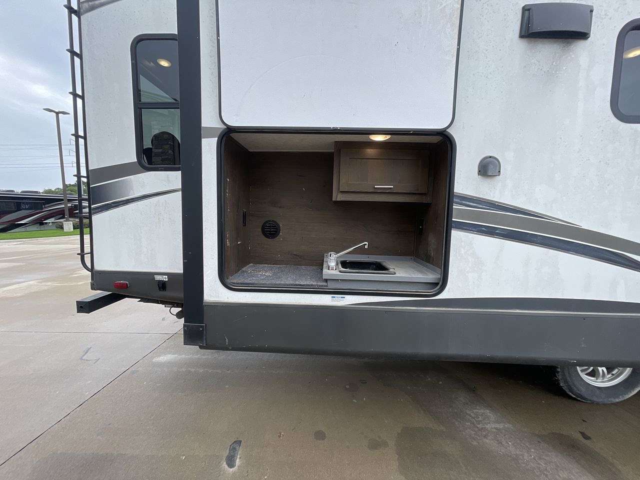 2019 HEMISPHERE 368RLBHK