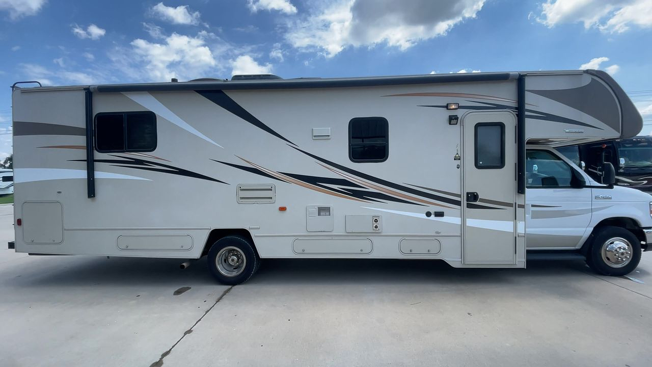 2018 WINNEBAGO MINNIE WINNIE 31K