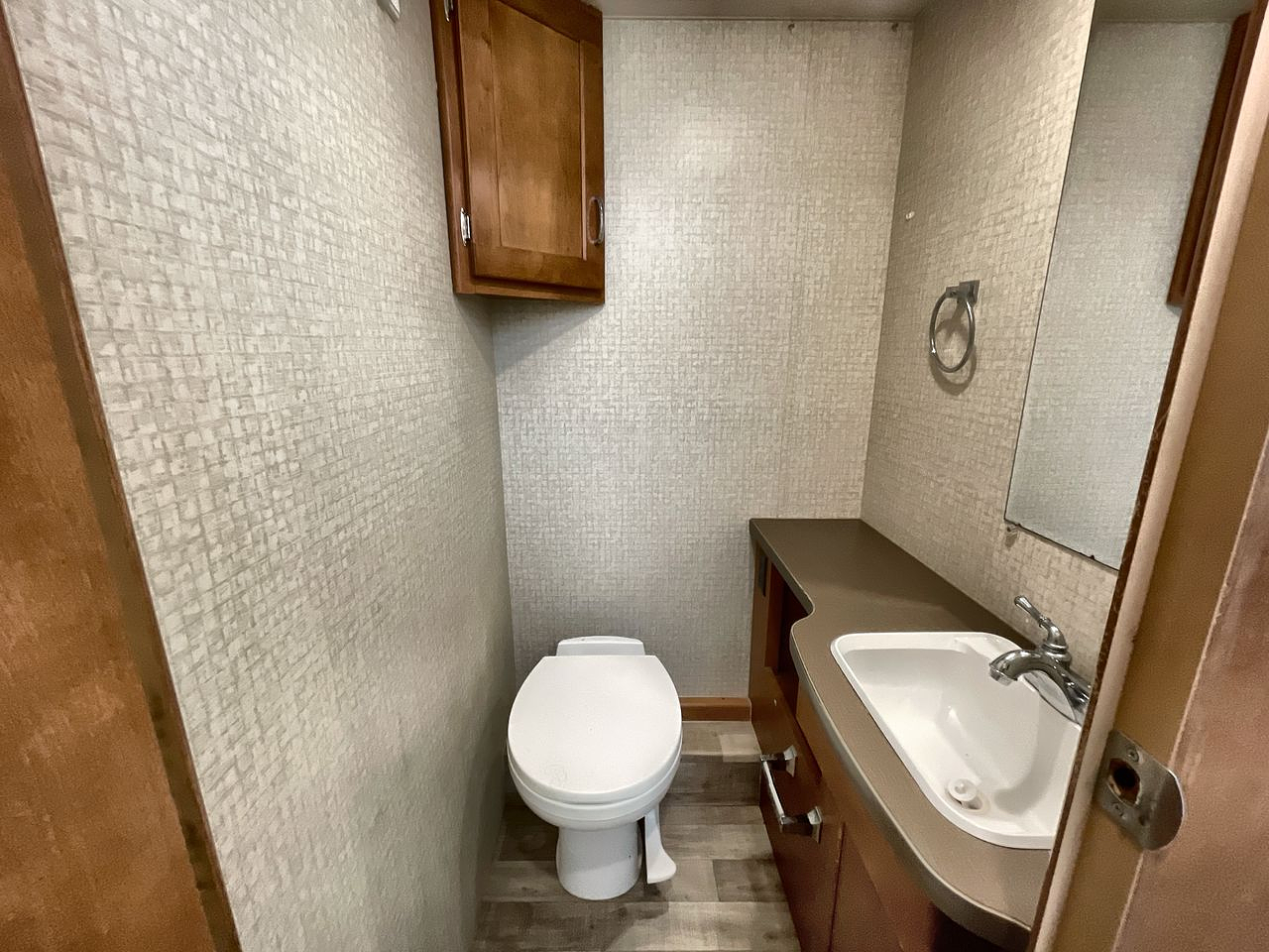 2018 WINNEBAGO MINNIE WINNIE 31K