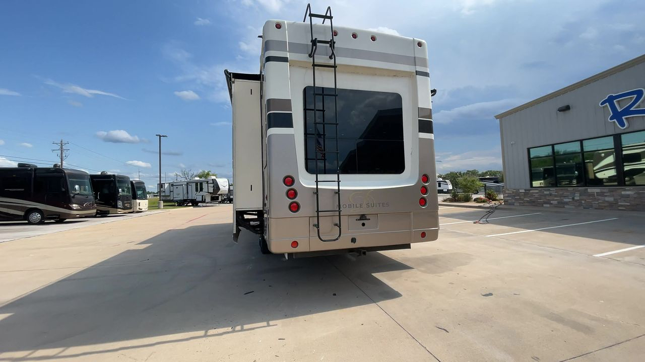 2017 DRV MOBILE SUITES 36RSSB