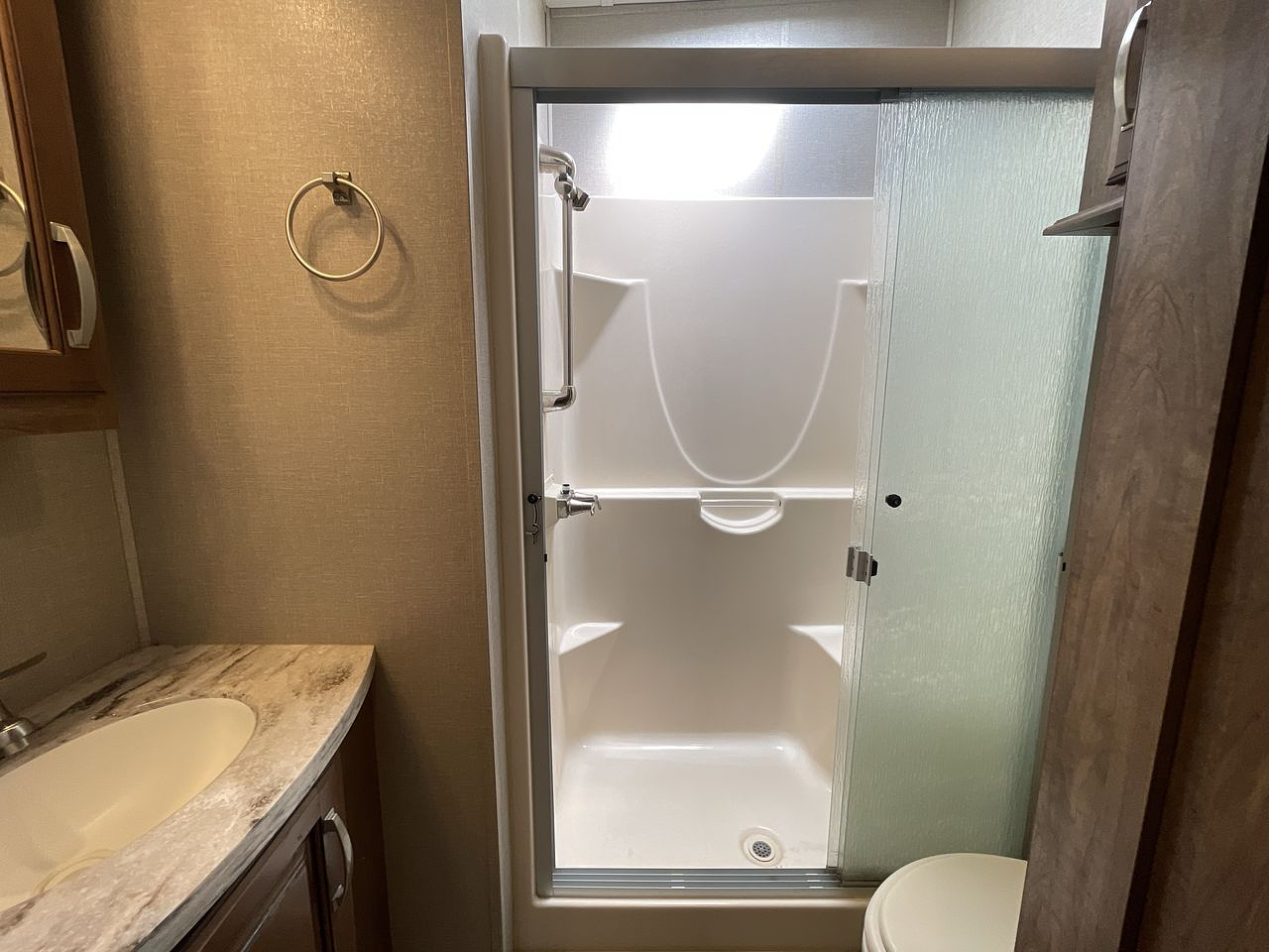 2018 KEYSTONE MONTANA 3820FK