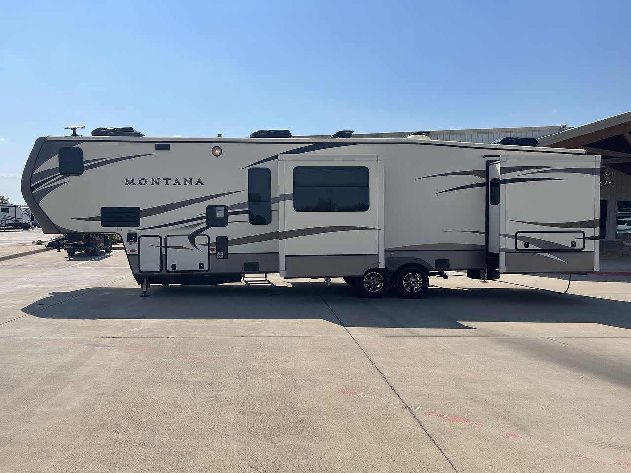 2018 KEYSTONE MONTANA 3820FK