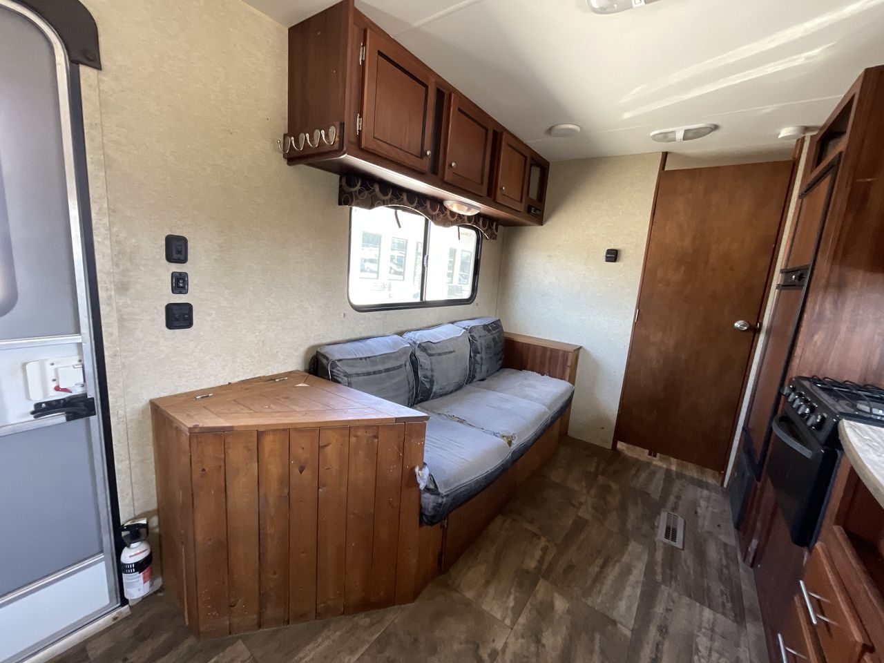 2015 HEARTLAND TRLRUNNER 24SLE
