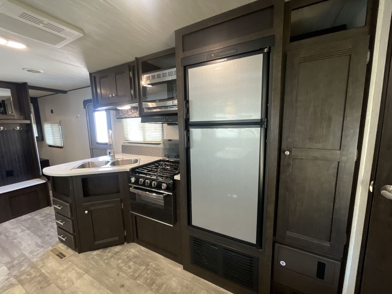 2019 HEARTLAND RECREATION PIONEER BH270