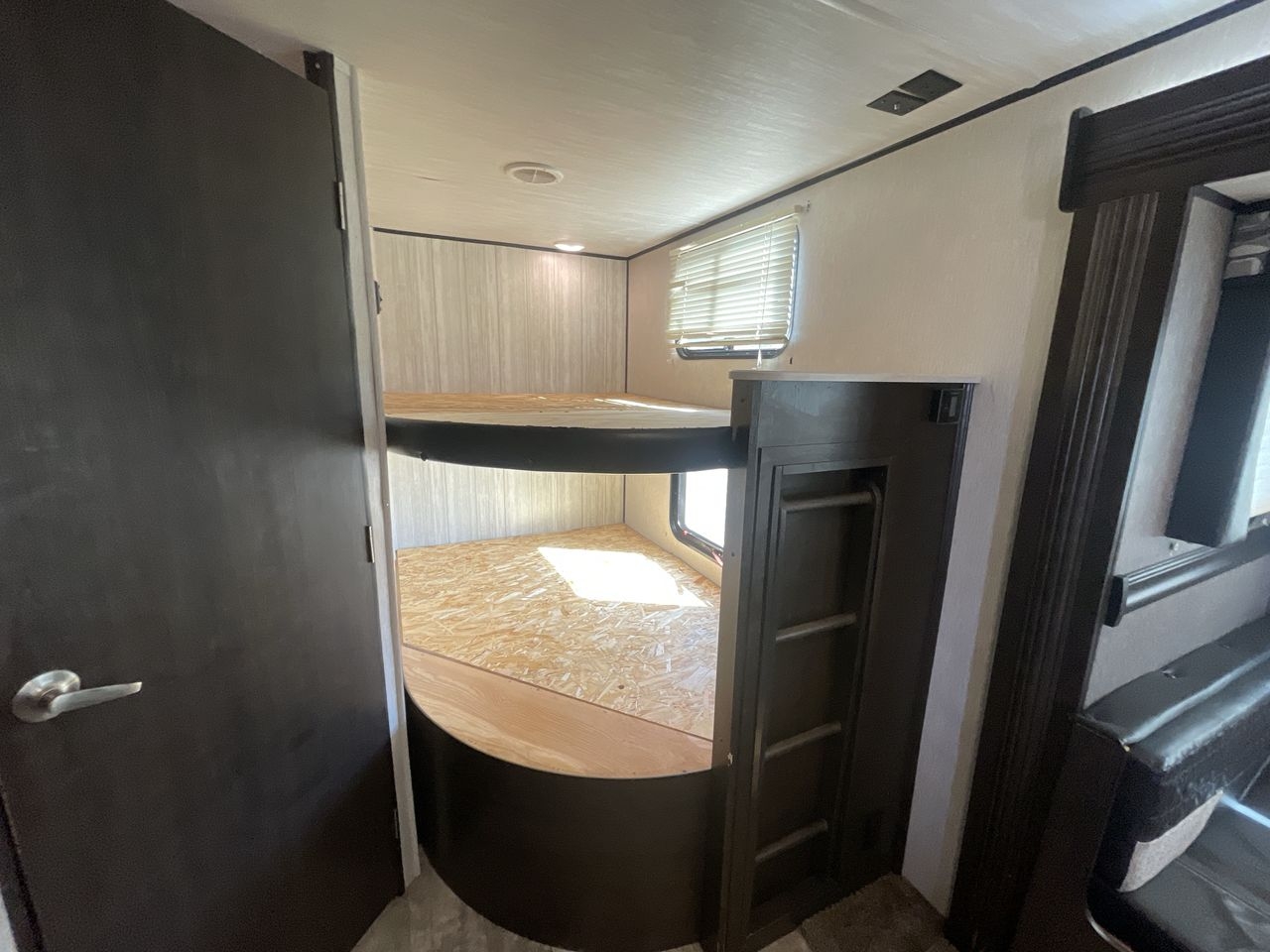 2019 HEARTLAND RECREATION PIONEER BH270