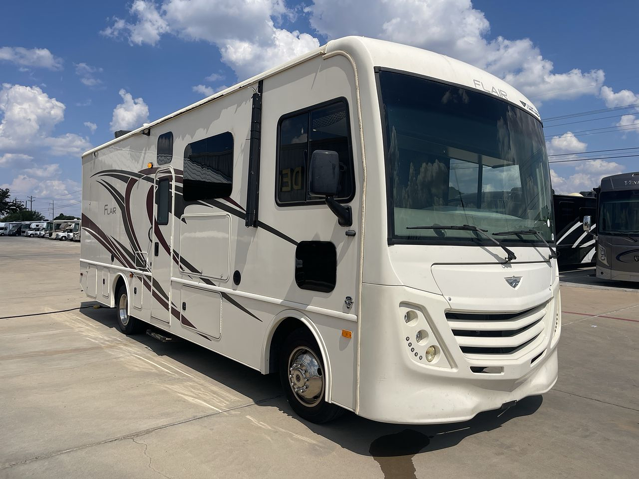 2020 FLEETWOOD FLAIR 28A