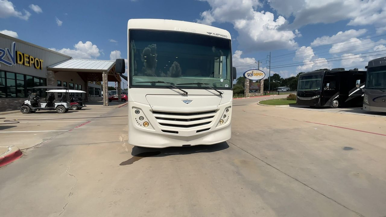 2020 FLEETWOOD FLAIR 28A