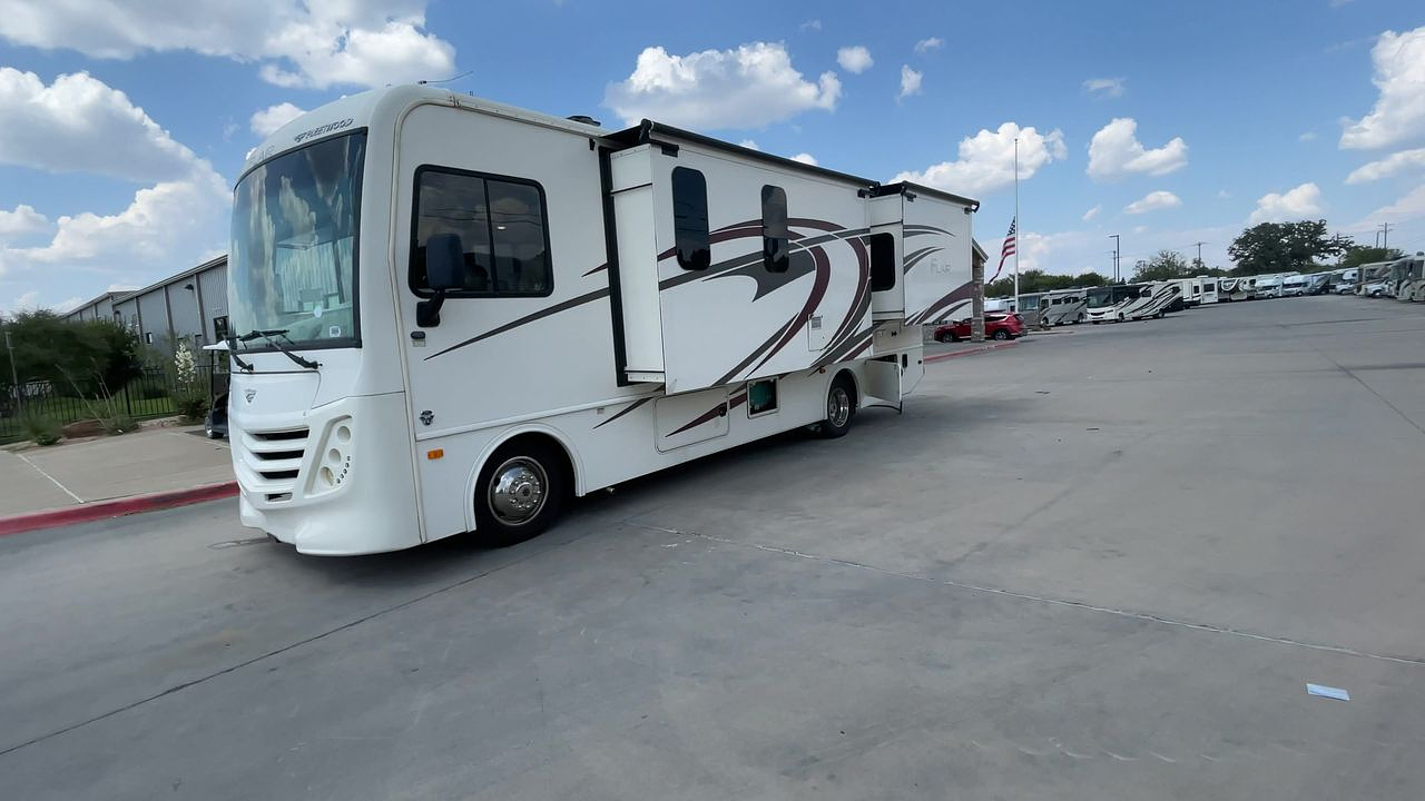 2020 FLEETWOOD FLAIR 28A