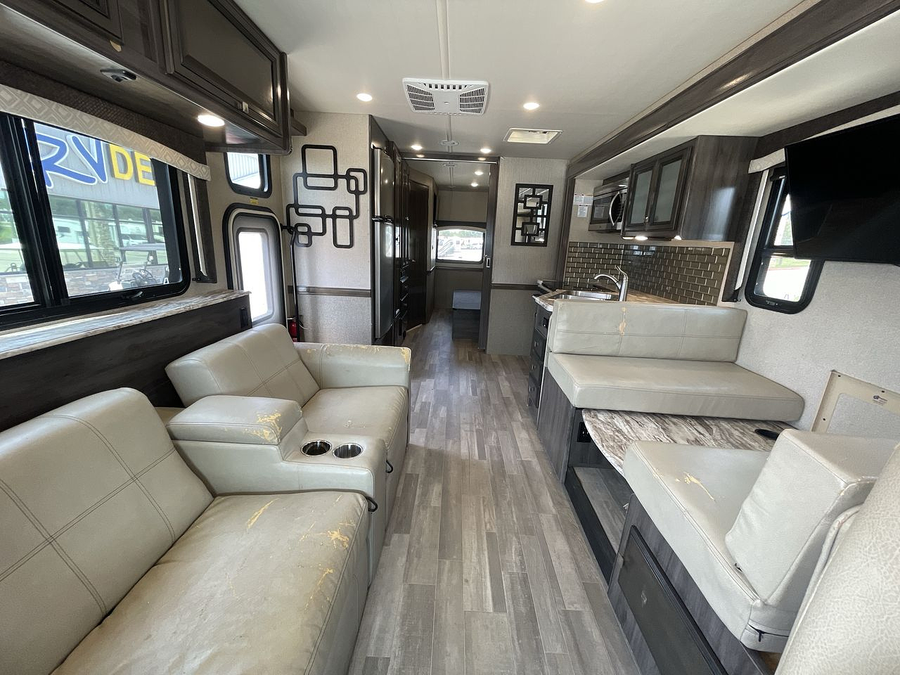 2020 FLEETWOOD FLAIR 28A