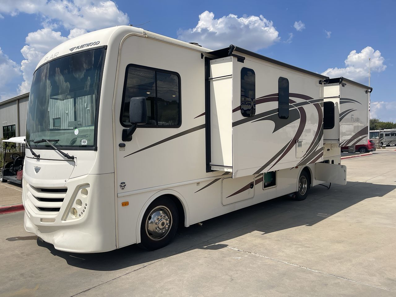 2020 FLEETWOOD FLAIR 28A