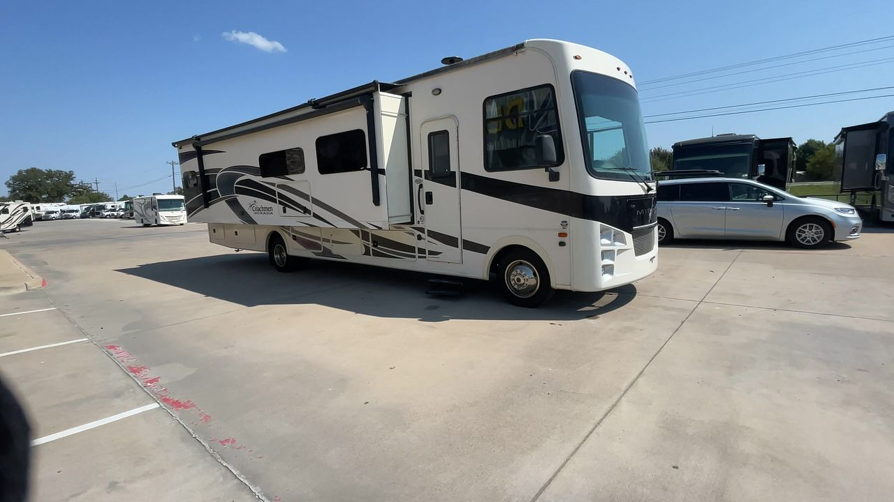 2019 COACHMEN MIRADA 350S