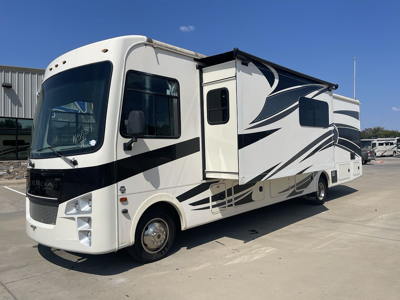 2019 COACHMEN MIRADA 350S
